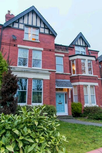 2 Bedroom Apartment To Rent In Ullet Road, Sefton Park, Liverpool, L17