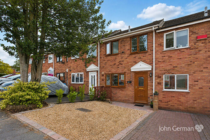 2 Bedroom Town House For Sale In Marlborough Way, Uttoxeter, ST14