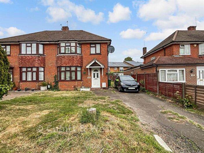 3 Bedroom Semi-Detached House For Sale In North Street, Redhill, Surrey, RH1