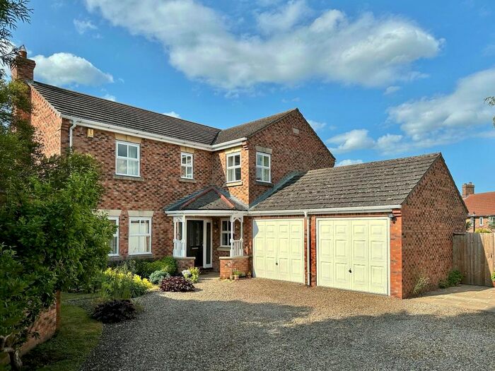 5 Bedroom Detached House For Sale In Birchwood Gardens, Brafferton, York, YO61