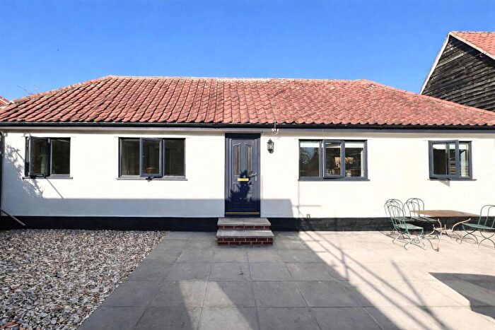 2 Bedroom Bungalow To Rent In Hascot Hill, Battisford, IP14