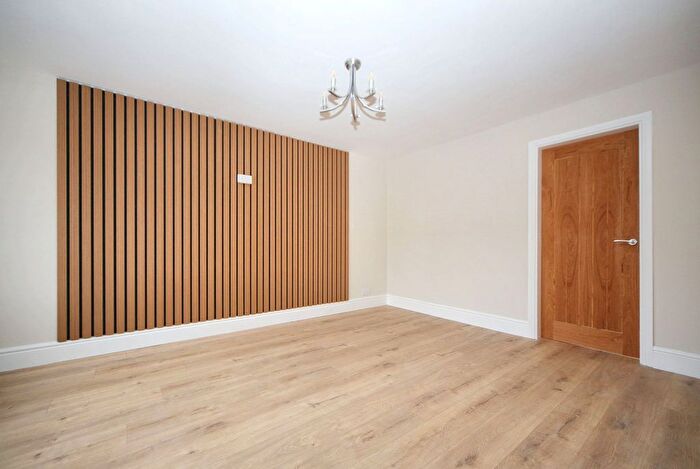 3 Bedroom Detached House For Sale In Leyburn Close, Wigan, WN1