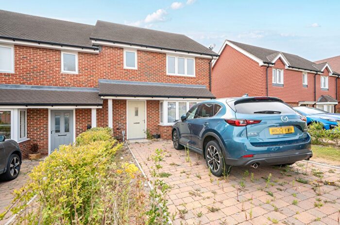 3 Bedroom Semi-Detached House For Sale In Swallows Rise, Portslade, Brighton, BN41