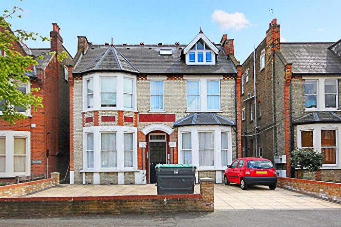 1 Bedroom Flat To Rent In Freeland Road, London, W5