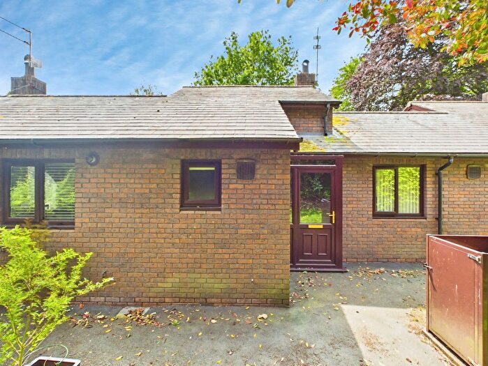 2 Bedroom Bungalow For Sale In Crank Road, Crank, St Helens, WA11