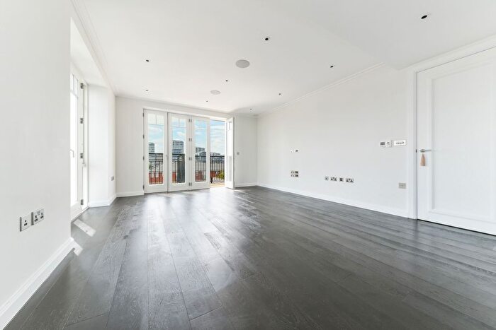 2 Bedroom Flat To Rent In Carnwath Road, Fulham, London, SW6