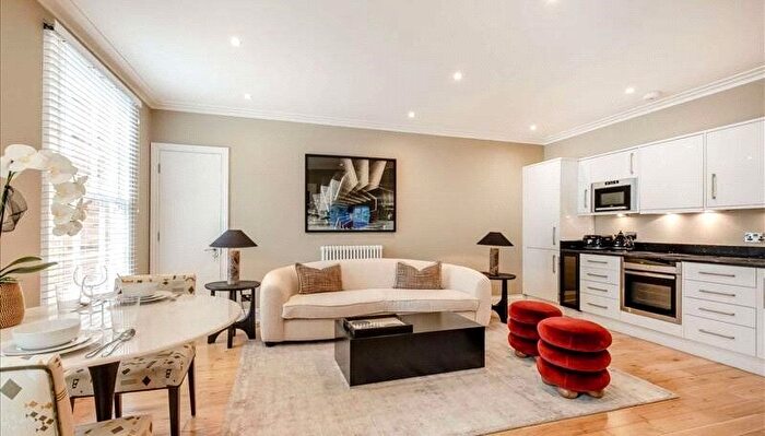 1 Bedroom Flat To Rent In Grosvenor Hill, Mayfair, W1K