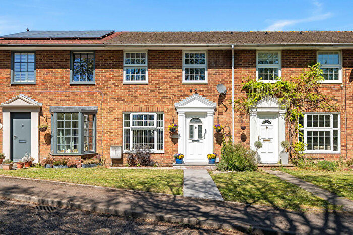 3 Bedroom Terraced House For Sale In The Green, Tadworth, KT20
