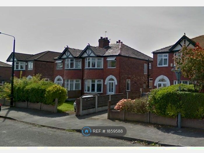 3 Bedroom Semi-Detached House To Rent In Crofton Avenue, Timperley, Altrincham, WA15