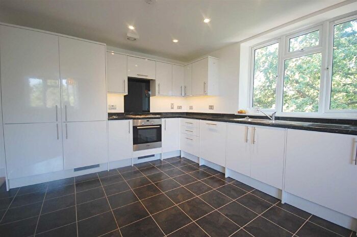 2 Bedroom Flat To Rent In High Street, Ruislip, HA4