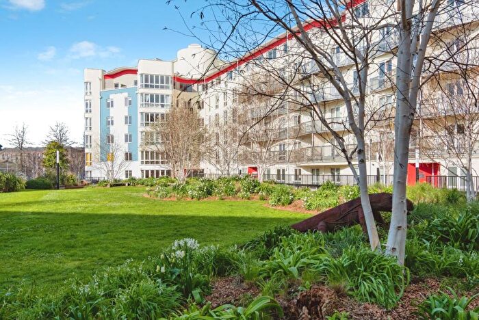 1 Bedroom Flat For Sale In Hannover Quay, Bristol, BS1