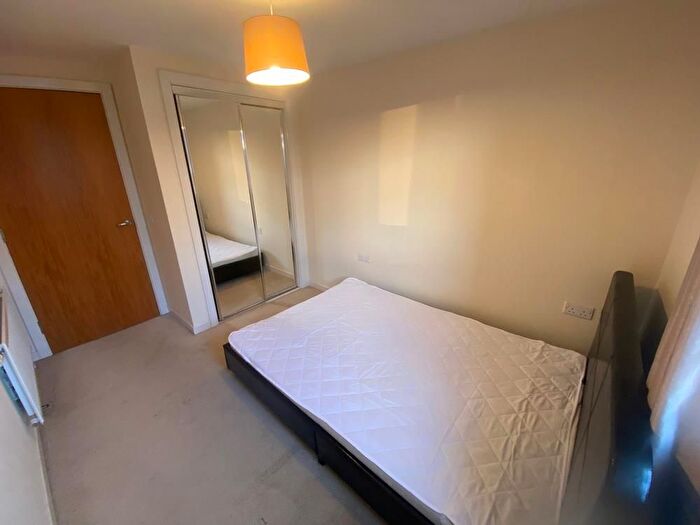 2 Bedroom Flat To Rent In Dee Village, Millburn Street, AB11