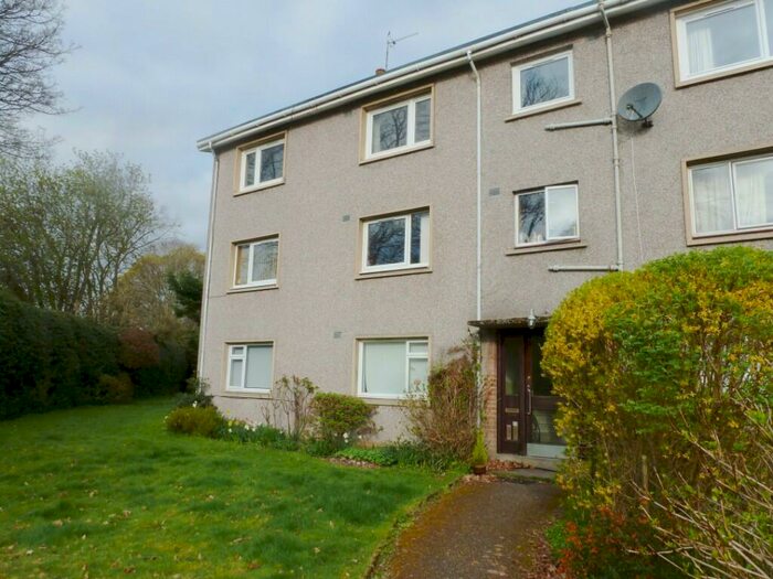 2 Bedroom Flat To Rent In Warrand Road, Inverness, Inverness-Shire, IV3