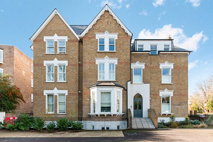 1 Bedroom Apartment For Sale In Copers Cope Road, Beckenham, BR3