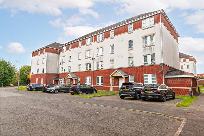 2 Bedroom Flat For Sale In Old Castle Gardens, Glasgow, G44