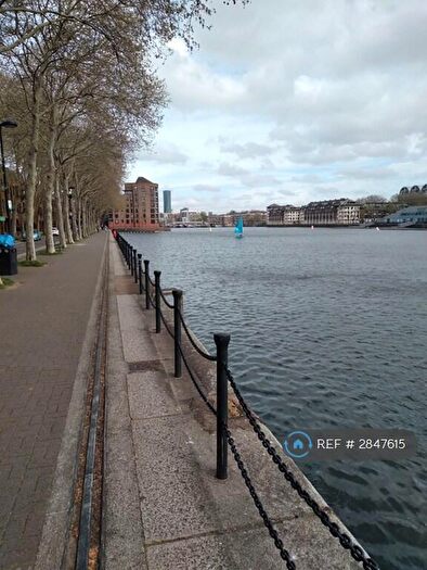 1 Bedroom Flat To Rent In Brunswick Quay, London, SE16