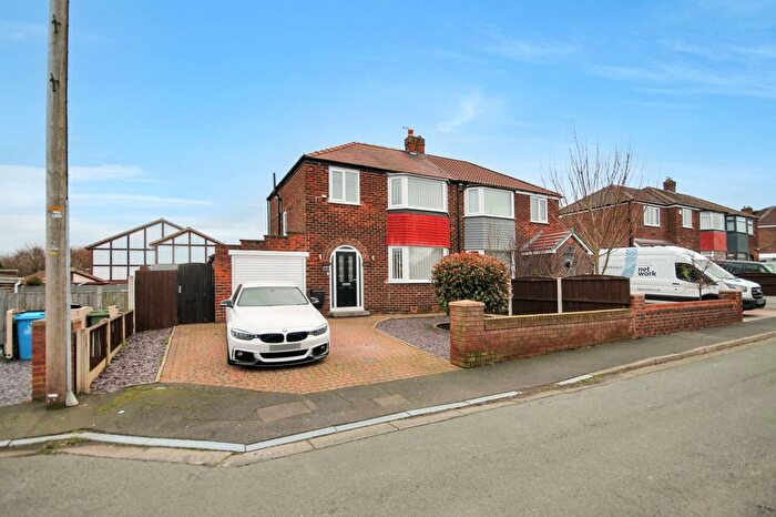 3 Bedroom Detached House To Rent In Fairfax Drive, Runcorn, WA7