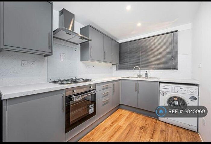 2 Bedroom Flat To Rent In Balfour St, Kirkcaldy, KY2