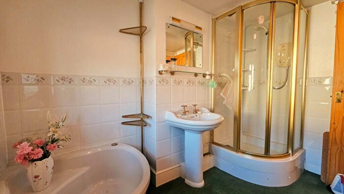 3 Bedroom Cottage For Sale In North Street, Lostwithiel, Cornwall, PL22