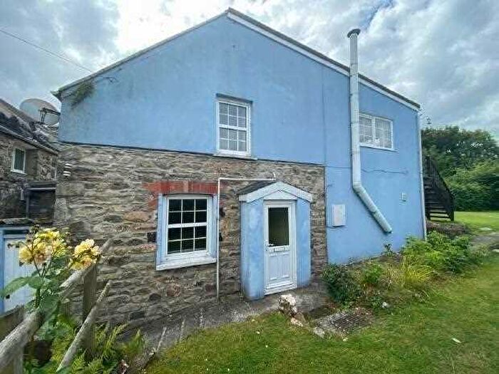 2 Bedroom Detached House For Sale In Penffynnon House, Long Street, Newport, SA42