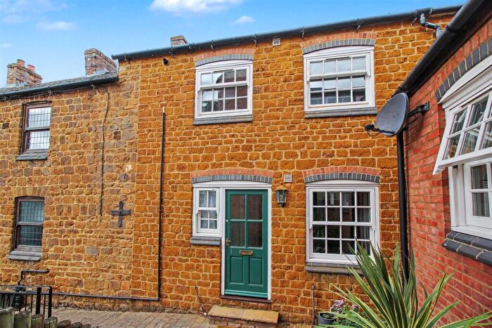 2 Bedroom Terraced House To Rent In , Silkweavers Mews, Rothwell, NN14