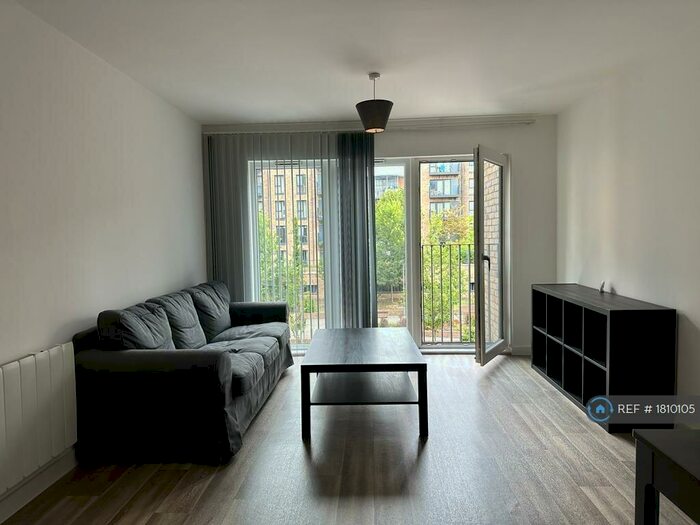 2 Bedroom Flat To Rent In Washington Apartments, Birmingham, B15