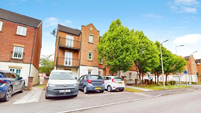 2 Bedroom Flat To Rent In Threipland Drive, Regents Place, Heath, Cardiff, CF14