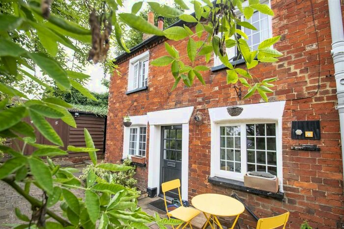 2 Bedroom Semi-Detached House To Rent In Brewery Lane, Ampthill, MK45