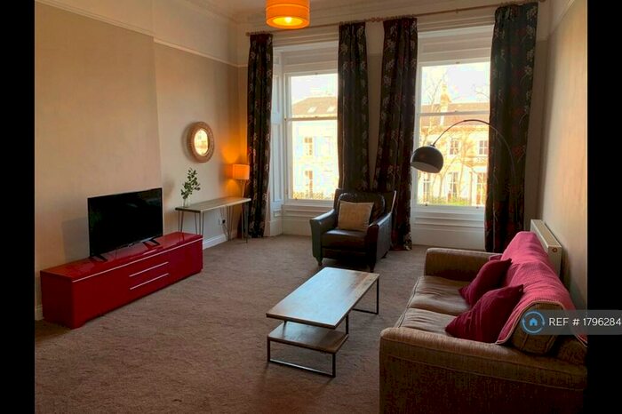 2 Bedroom Flat To Rent In Cecil Street, Glasgow, G12