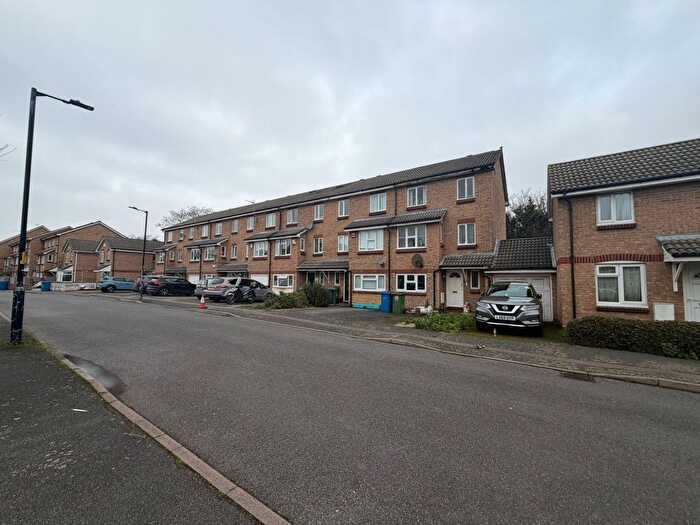 1 Bedroom Flat To Rent In Burnell Walk, London, SE1