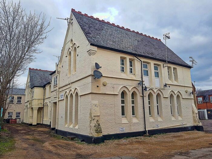 Studio To Rent In Alexandra Road, Farnborough, GU14