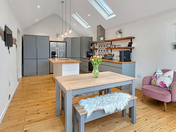 4 Bedroom Detached House For Sale In Tinkers Lane, Sawtry, PE28