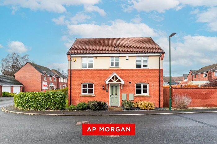 3 Bedroom Detached House For Sale In Hollywood Works Close, Shirley, Solihull, West Midlands, B90