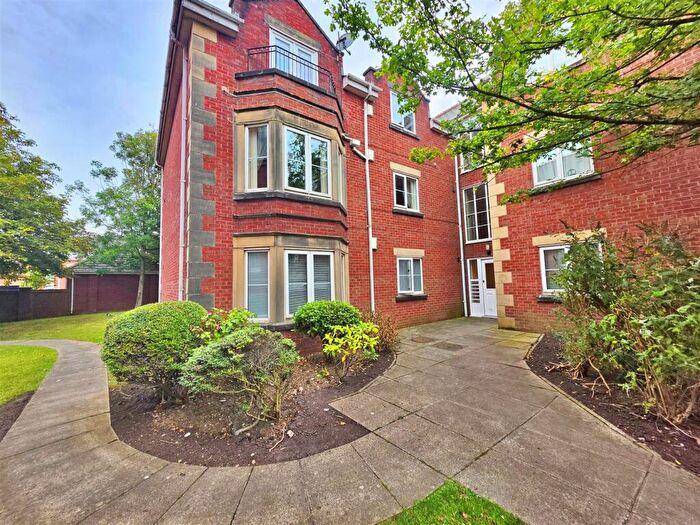 2 Bedroom Apartment For Sale In Whitegate Drive, Blackpool, FY3