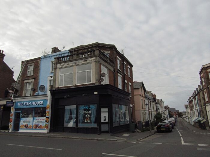 2 Bedroom Flat To Rent In High Street, Harwich, CO12