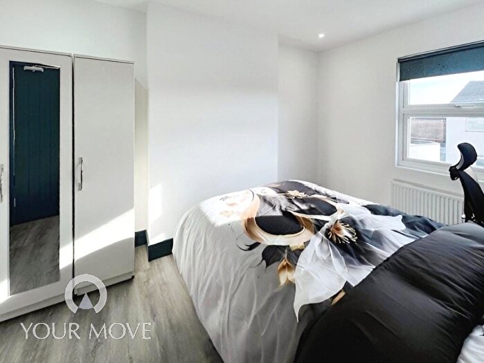 1 Bedroom Property To Rent In High Street, Swanley, Kent, BR8