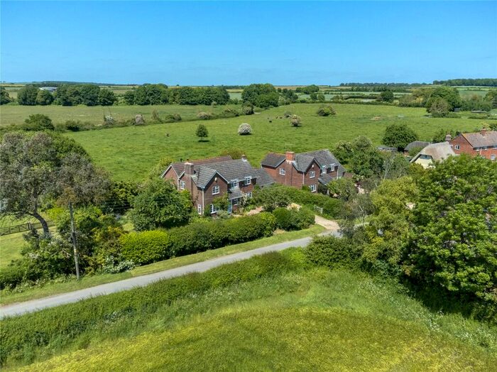 4 Bedroom Detached House For Sale In High Street, Shapwick, Blandford Forum, Dorset, DT11