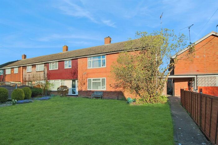 2 Bedroom Flat To Rent In Cannock Road, Aylesbury, HP20