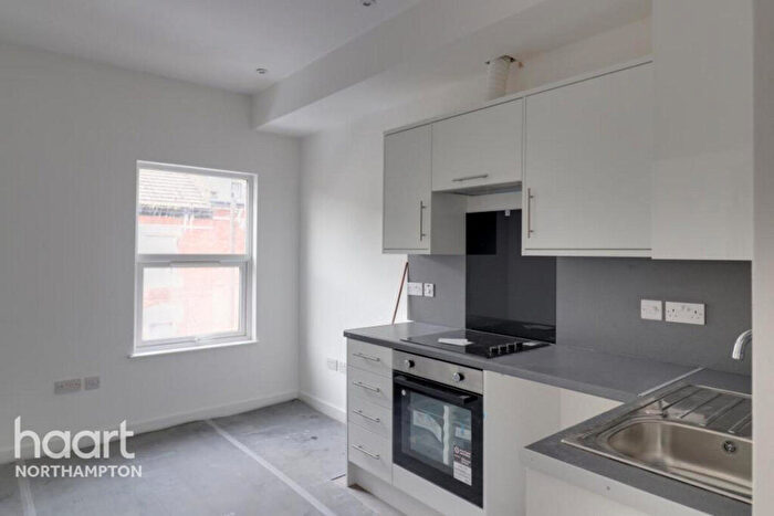 1 Bedroom Flat To Rent In St Pauls Road, Northampton, NN2