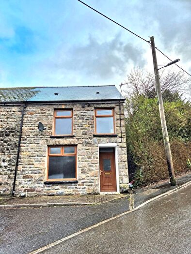 3 Bedroom Property To Rent In John Street, Treherbert, CF42