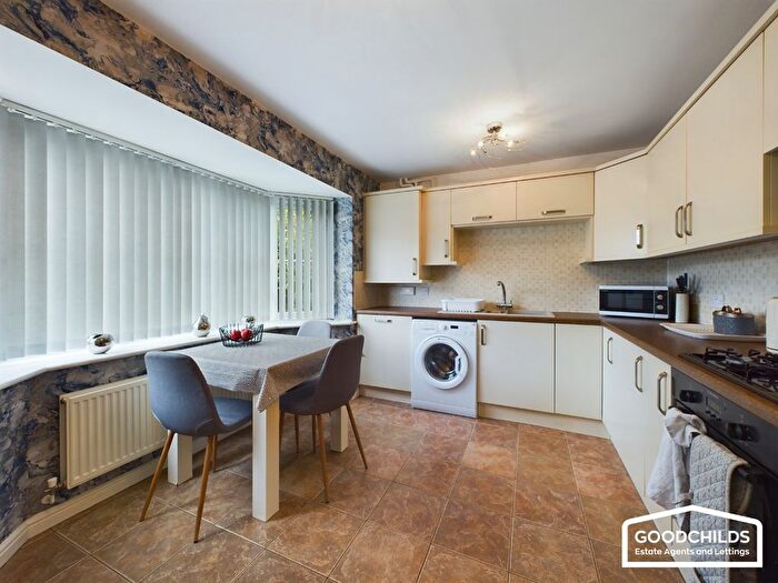 4 Bedroom Semi-Detached House To Rent In Newhome Way, Walsall, WS3
