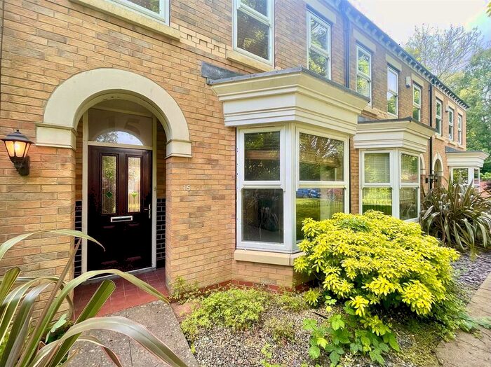 3 Bedroom Terraced House To Rent In Sanderson Close, Hull, HU5