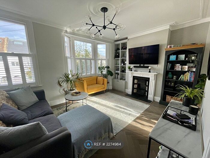 2 Bedroom Maisonette To Rent In Steerforth Street, London, SW18