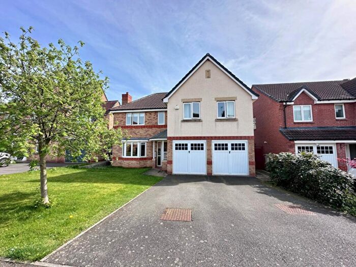 5 Bedroom Detached House To Rent In Calke Close, Loughborough, LE11