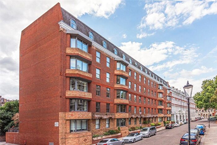 3 Bedroom Flat For Sale In Emperors Gate, South Kensington, SW7