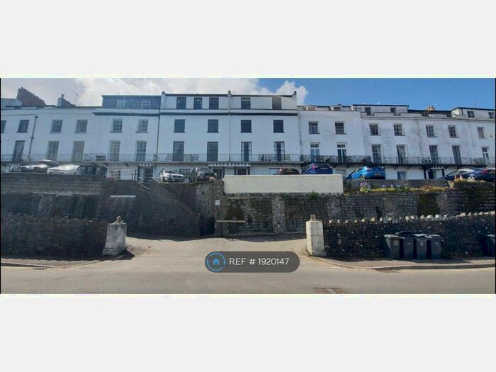 2 Bedroom Flat To Rent In Hillsborough Terrace, Ilfracombe, EX34