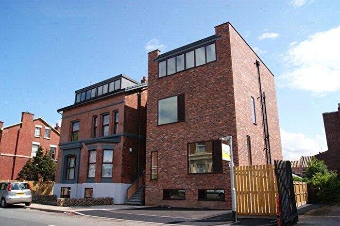 2 Bedroom Apartment To Rent In Somerset Place, Liverpool, Merseyside, L6