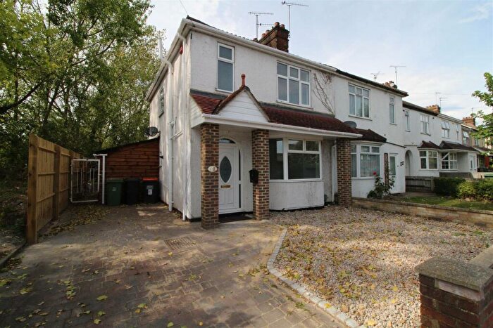 3 Bedroom Semi-Detached House To Rent In Townsend Terrace, Houghton Regis, Dunstable, LU5