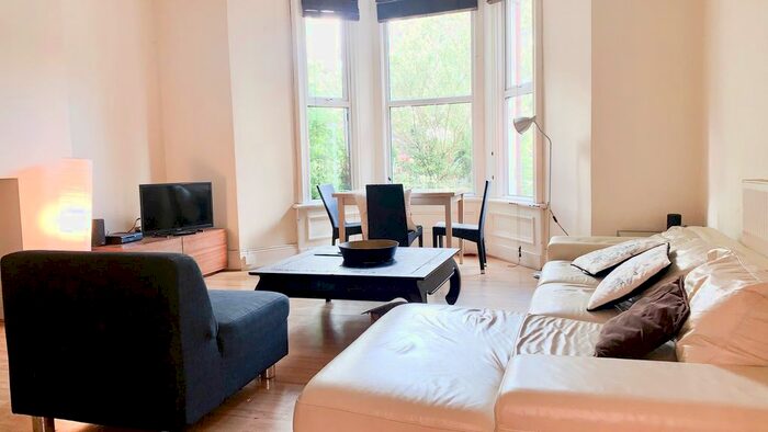 2 Bedroom Flat To Rent In Osborne Road, Jesmond, Newcastle Upon Tyne, NE2
