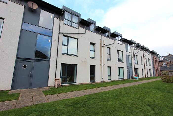 2 Bedroom Flat To Rent In Barleyhill Terrace, Edinburgh, EH6